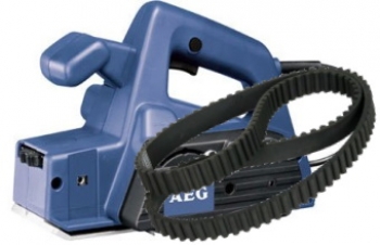 AEG